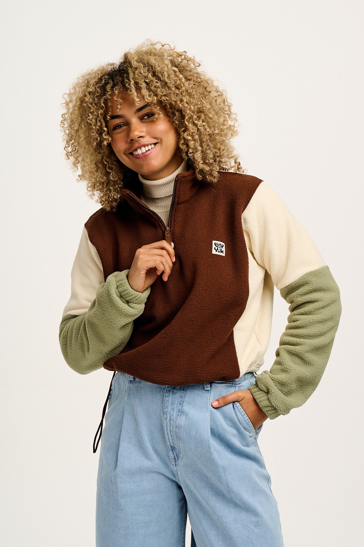 Blake - Cropped Polar Fleece in Cocoa, Cream & Sage