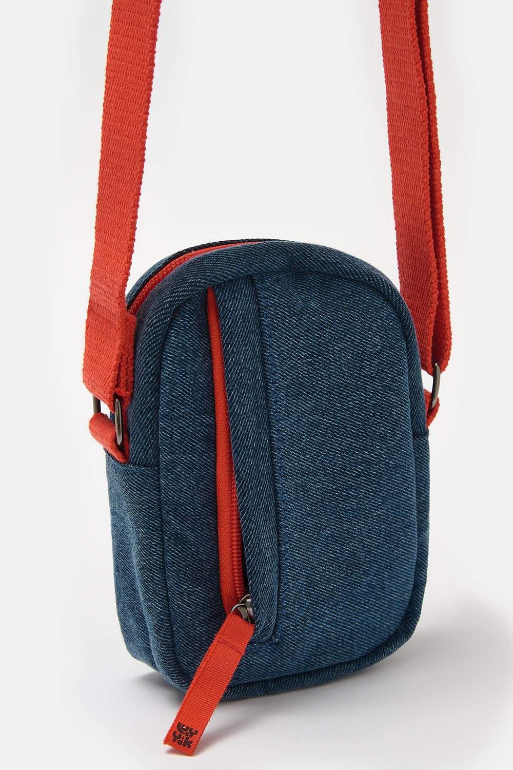 Brady - Crossbody Denim Bag in Mid Wash Blue