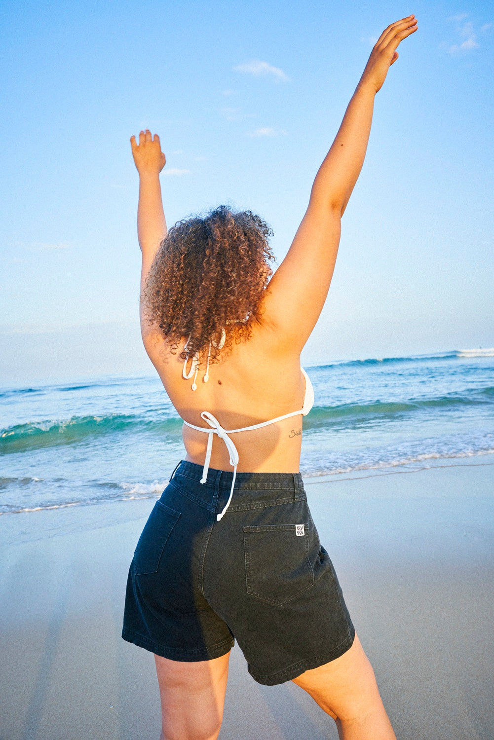 Lexi - High Waist Denim Shorts in Washed Black