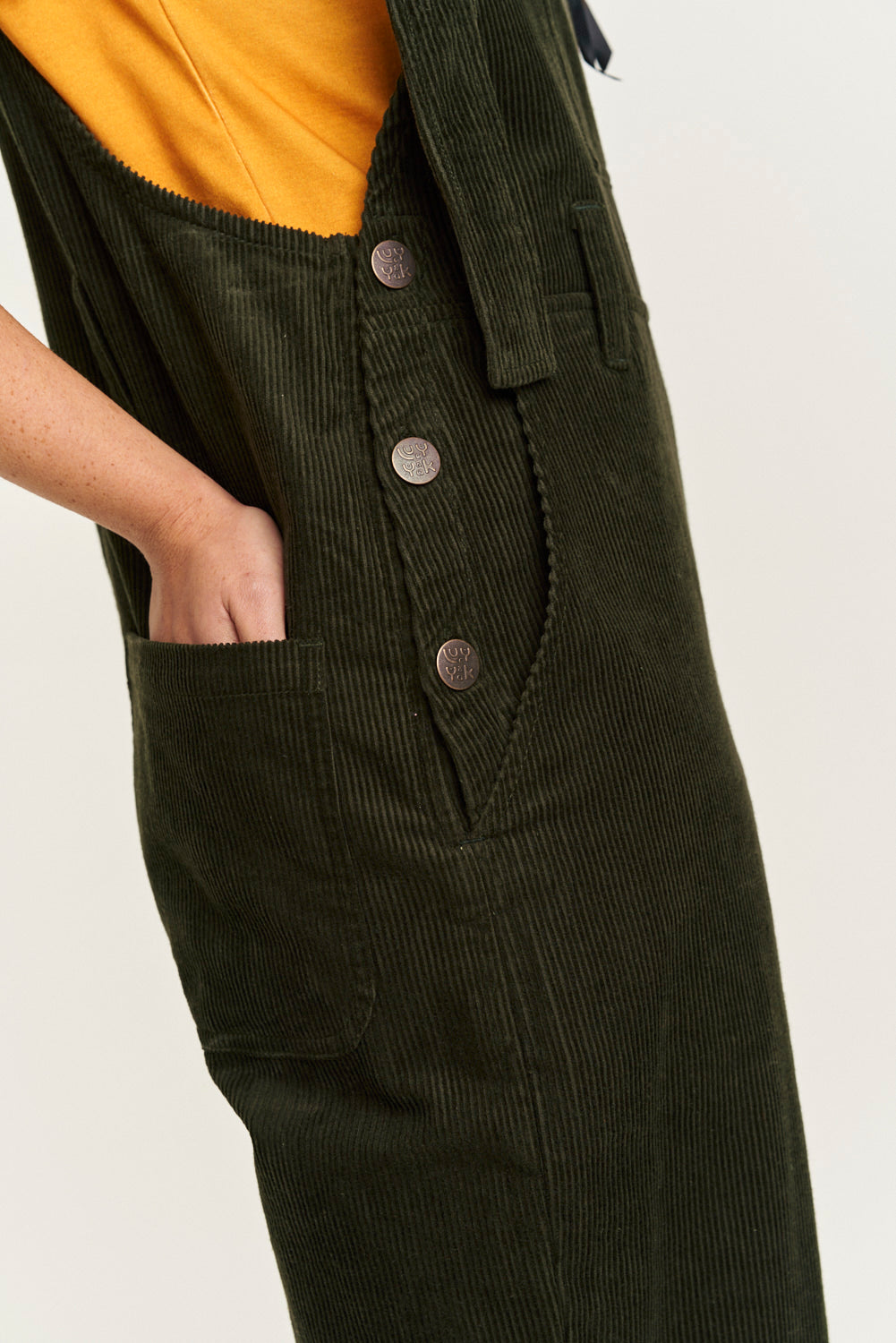 Easton - Corduroy Dungarees in Dark Olive Green