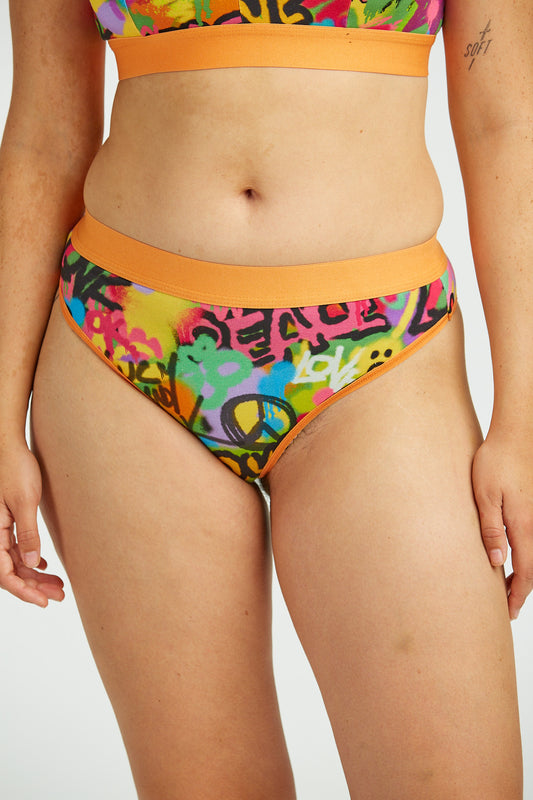 Fleur - Cotton & Bamboo Thong in Graffiti Print