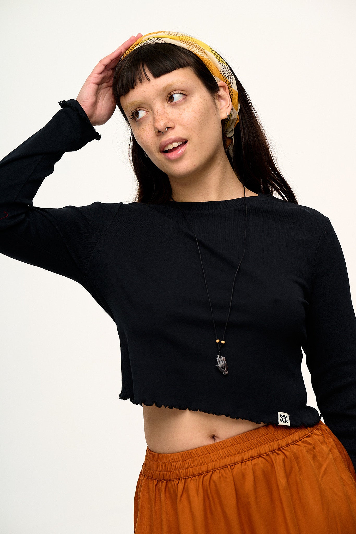 Hansel - Long Sleeve Cotton Top in Black