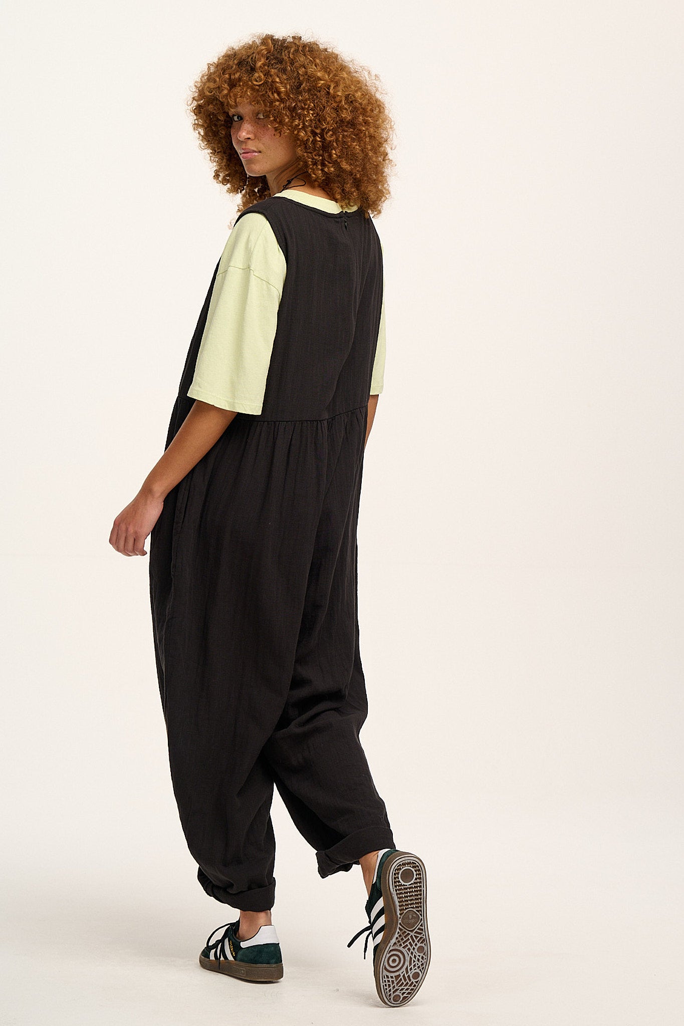 Bowie - Sleeveless Cotton Jumpsuit in Black