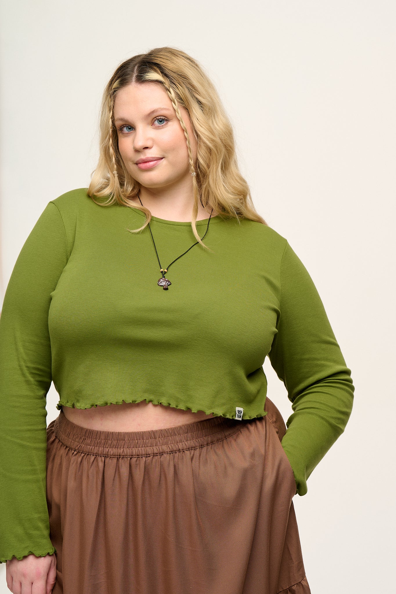 Hansel - Long Sleeve Cotton Top in Pesto Green