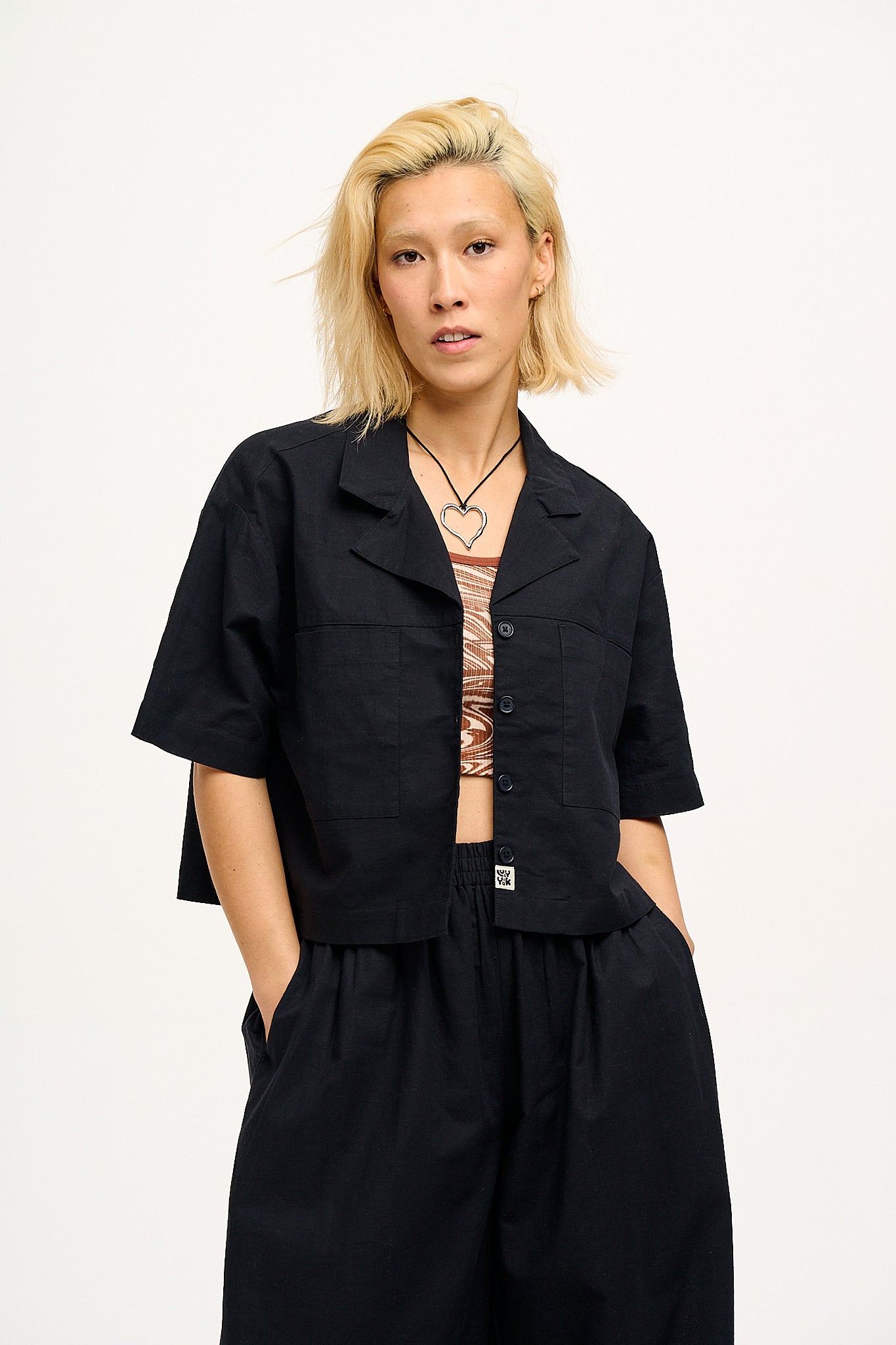 Alfie - Cotton & Linen Shirt in Black