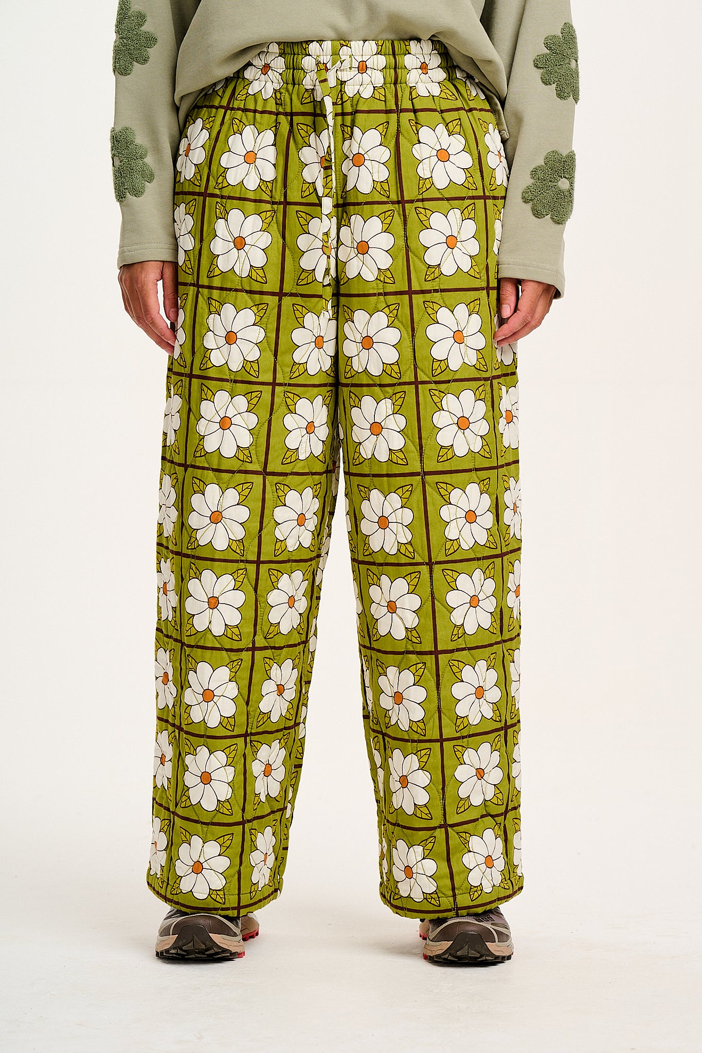 Chester - Quilted Cotton Trousers in Romneya Floral Print