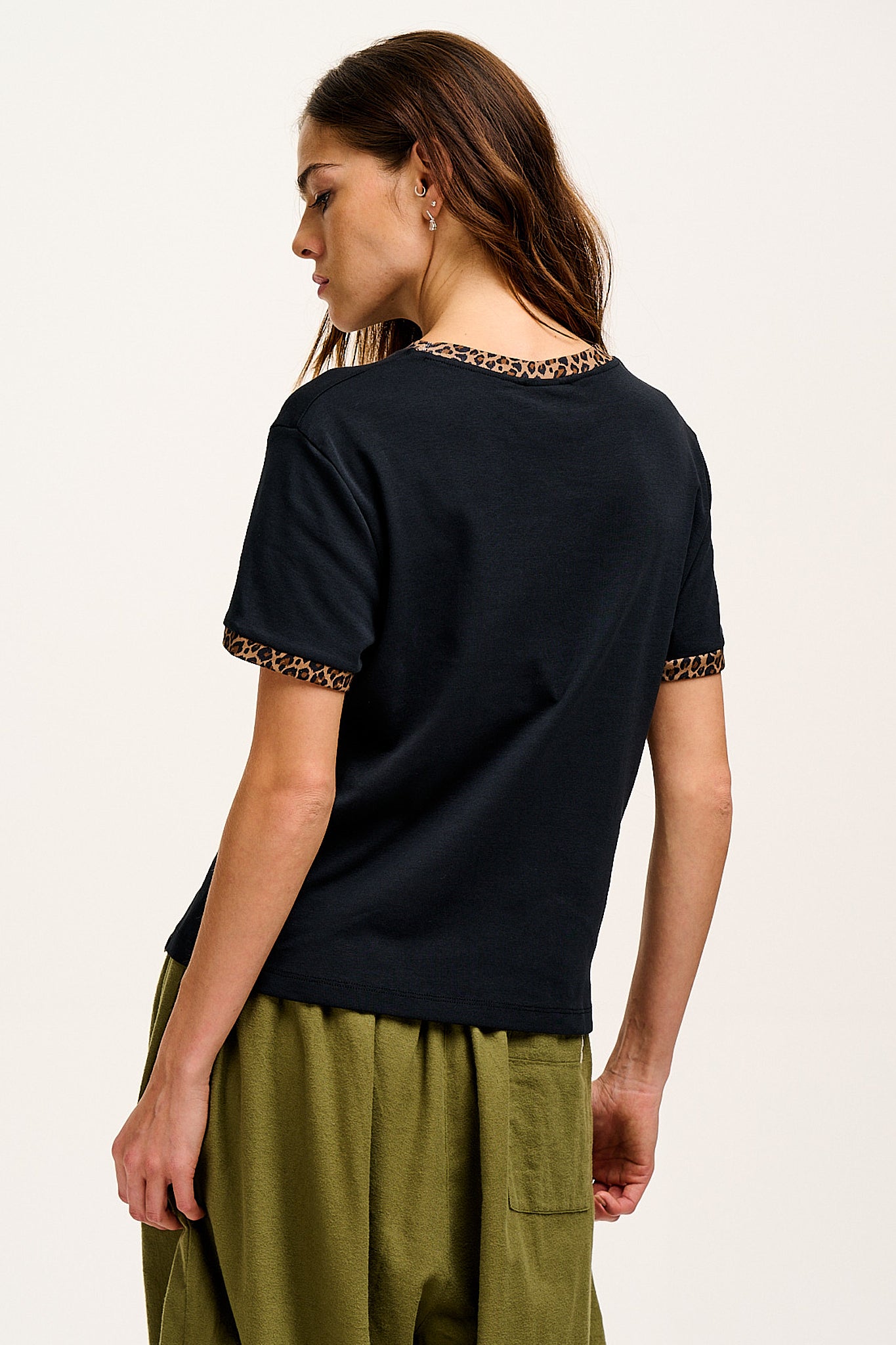 Maya - Cotton Tee in Black Leopard Print