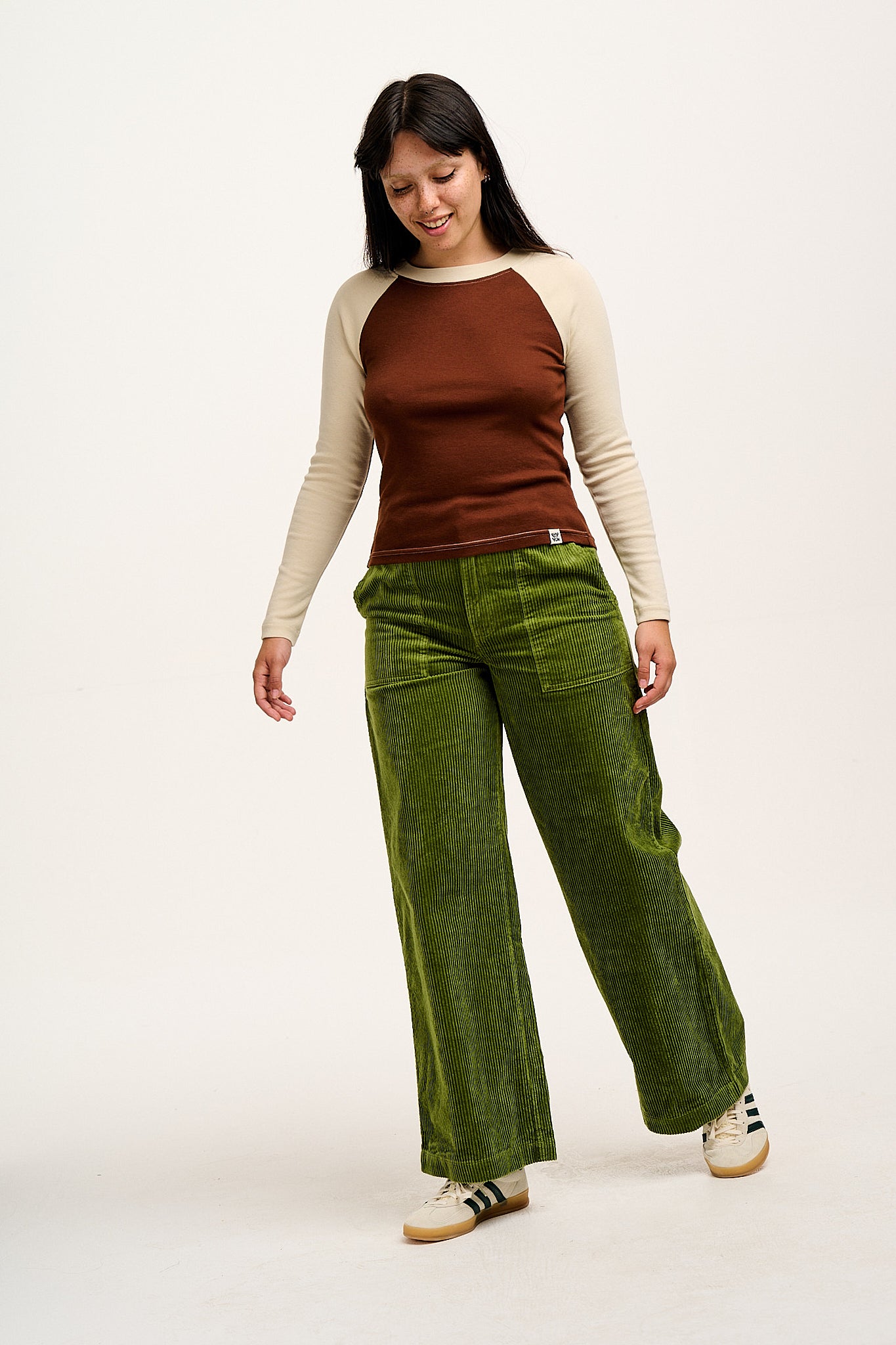 Delores - Wide Leg Corduroy Trousers in Pesto Green