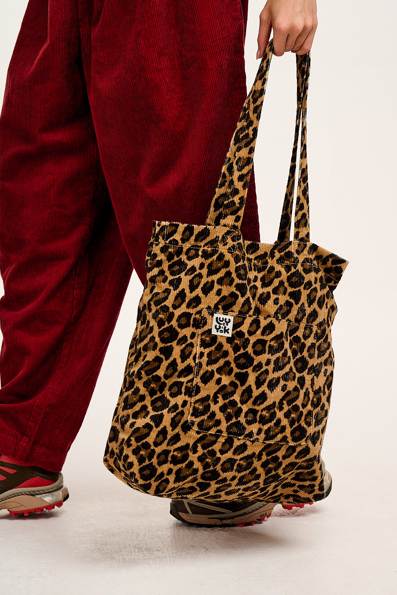 Felix - Cord Tote Bag in Leopard Print