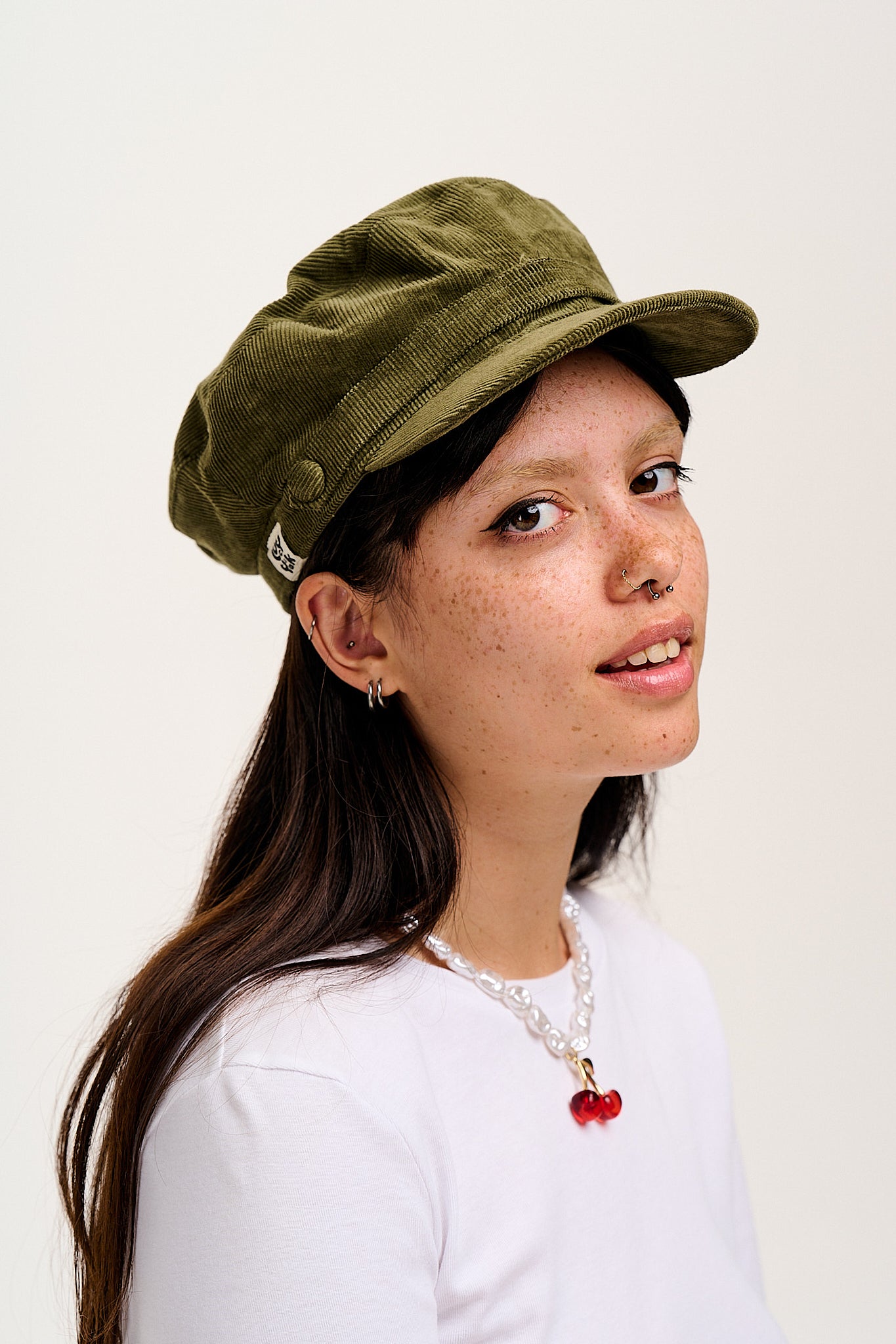 Simone - Baker Boy Corduroy Hat in Ivy Green