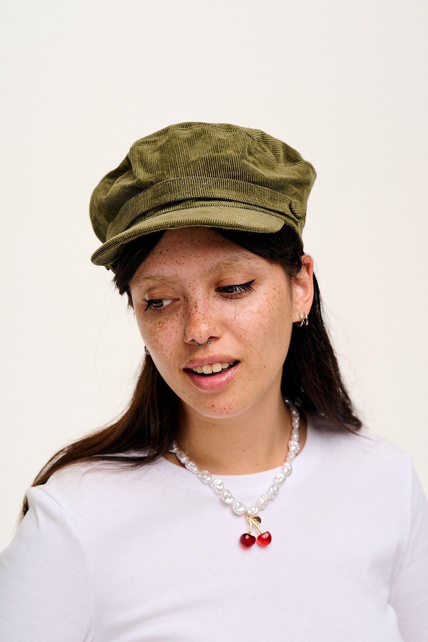 Simone - Baker Boy Corduroy Hat in Ivy Green