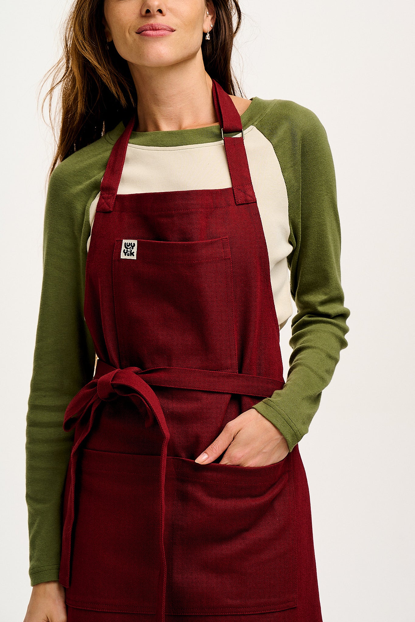 Ada - Heavyweight Cotton Apron in Maroon