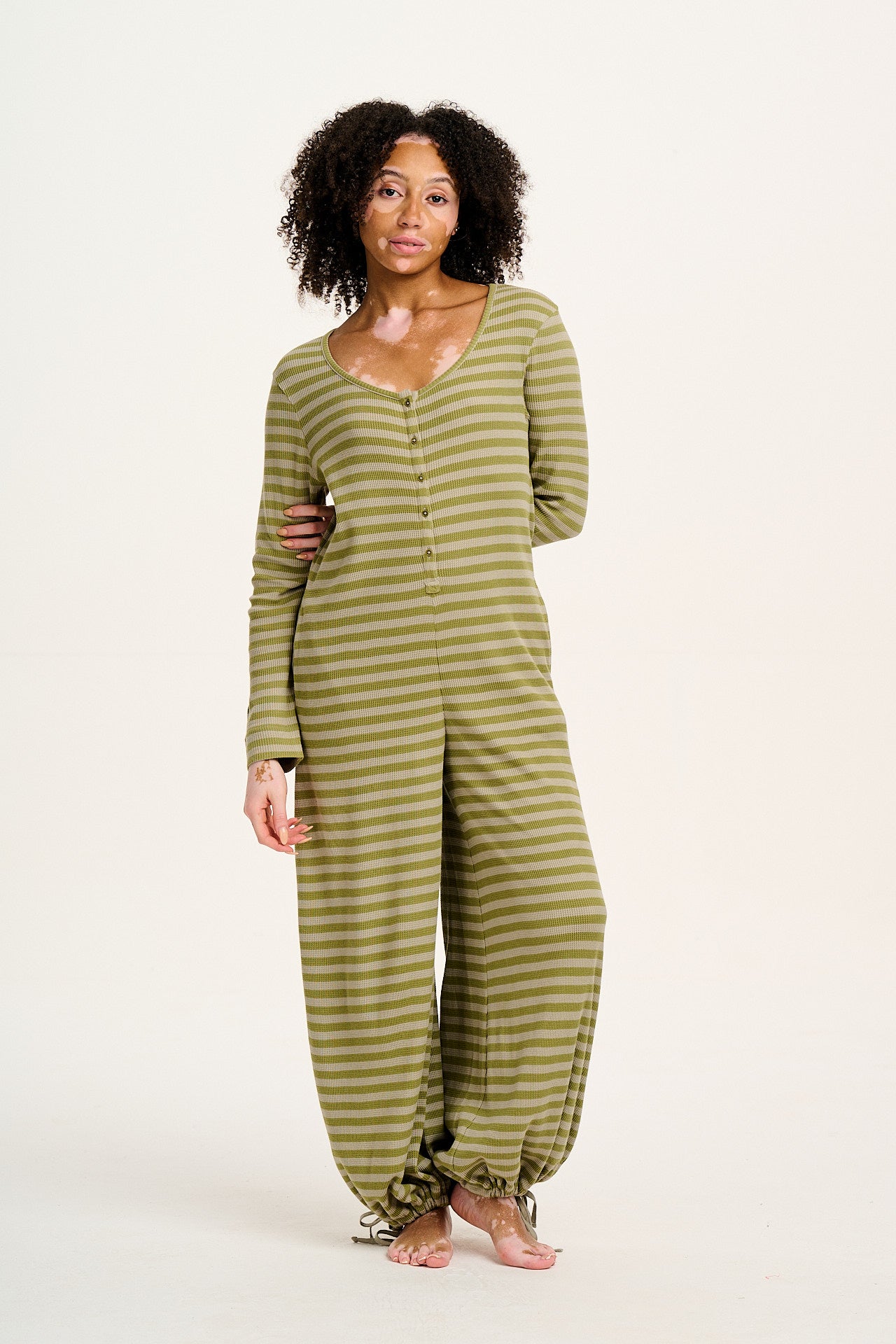 Eli - Relaxed Waffle Jumpsuit in Green Stripe