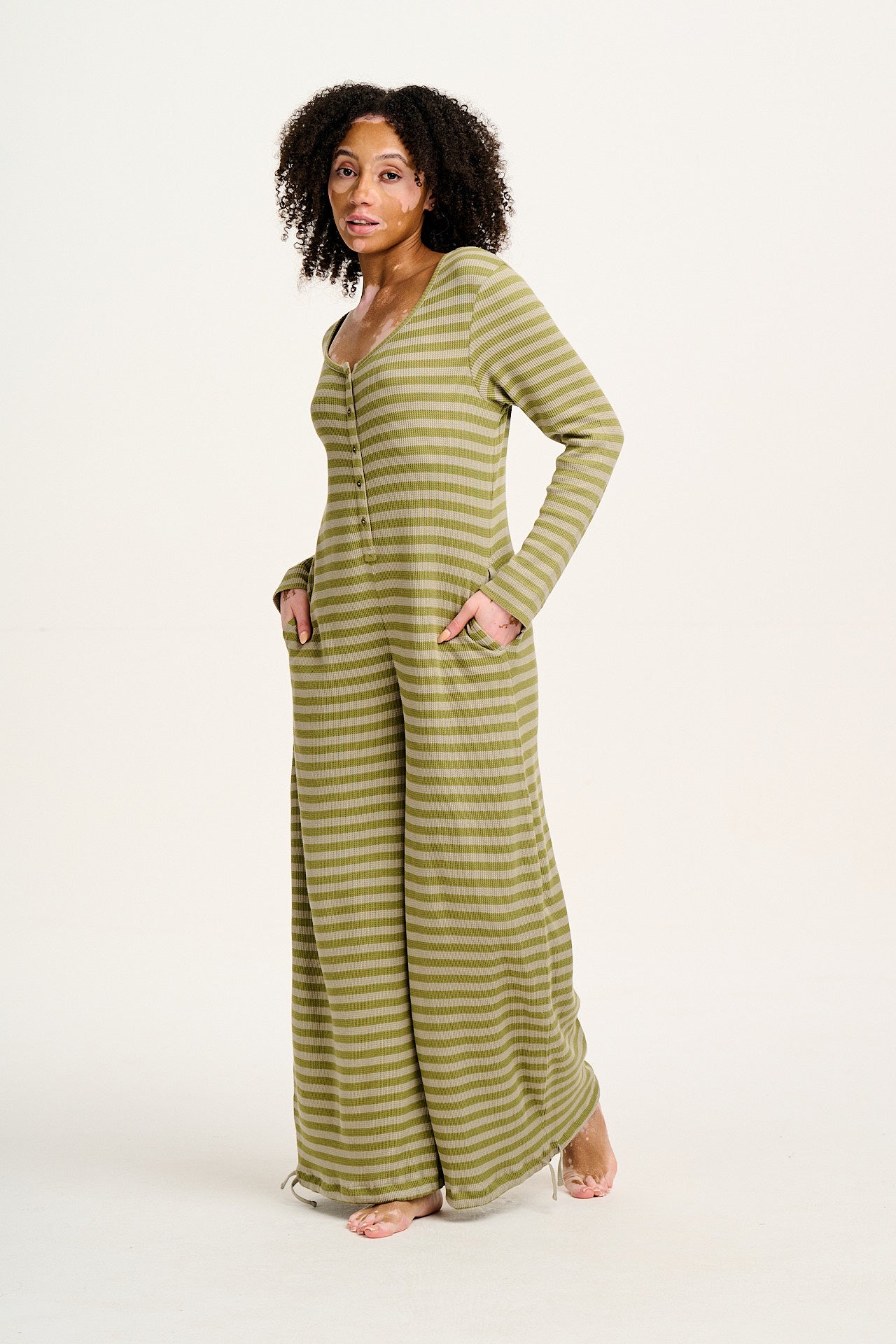 Eli - Relaxed Waffle Jumpsuit in Green Stripe