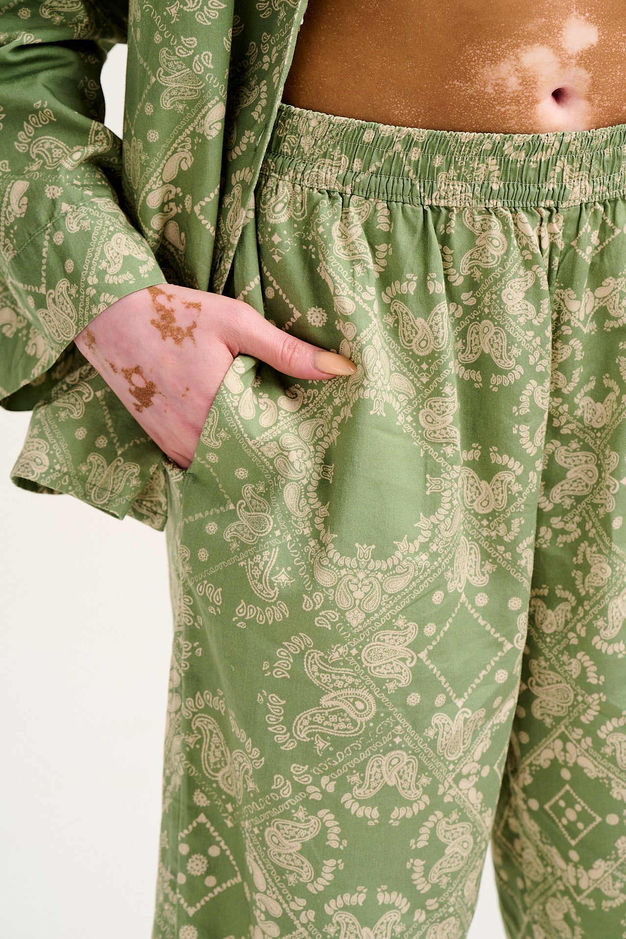 Dreamer - Soft Cotton Pyjama Set in Green Eldorado Print