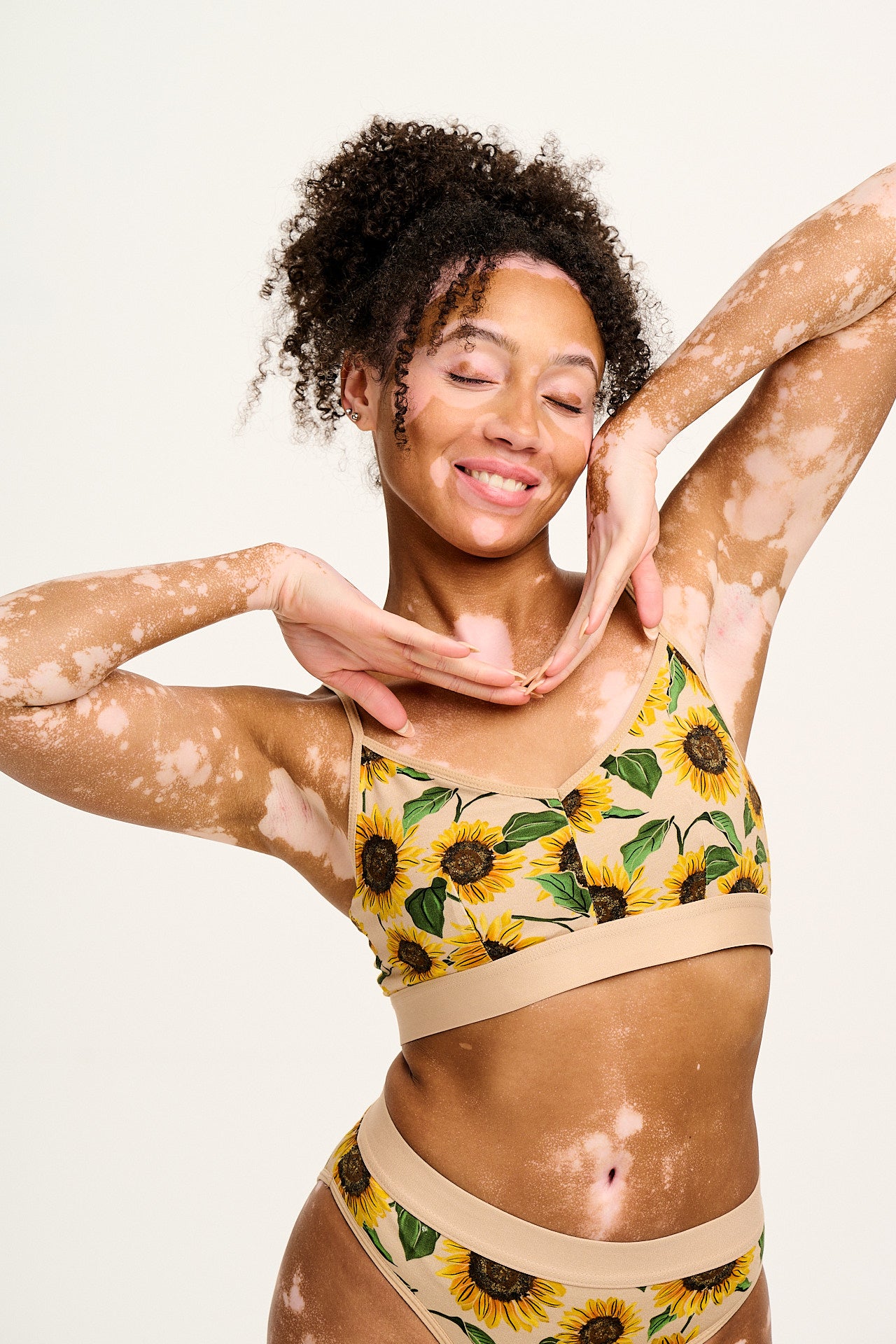 Ruby - Crop Top Cotton & Bamboo Bralette in Cream Sunflower Print