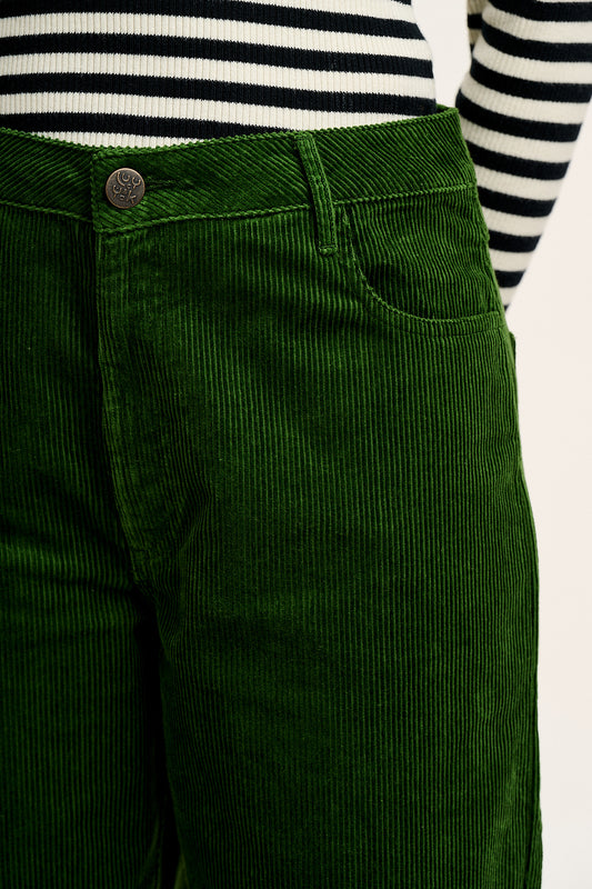 Drew - Straight Leg Corduroy Trousers in Highland Green