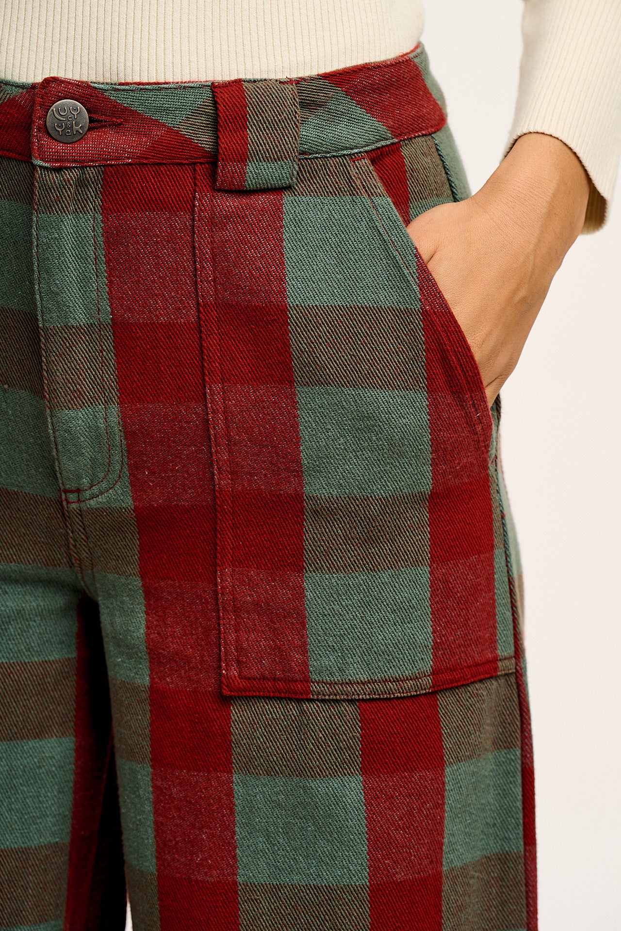 Delores - Wide Leg Twill Jeans in Green & Red Houston Tartan Print