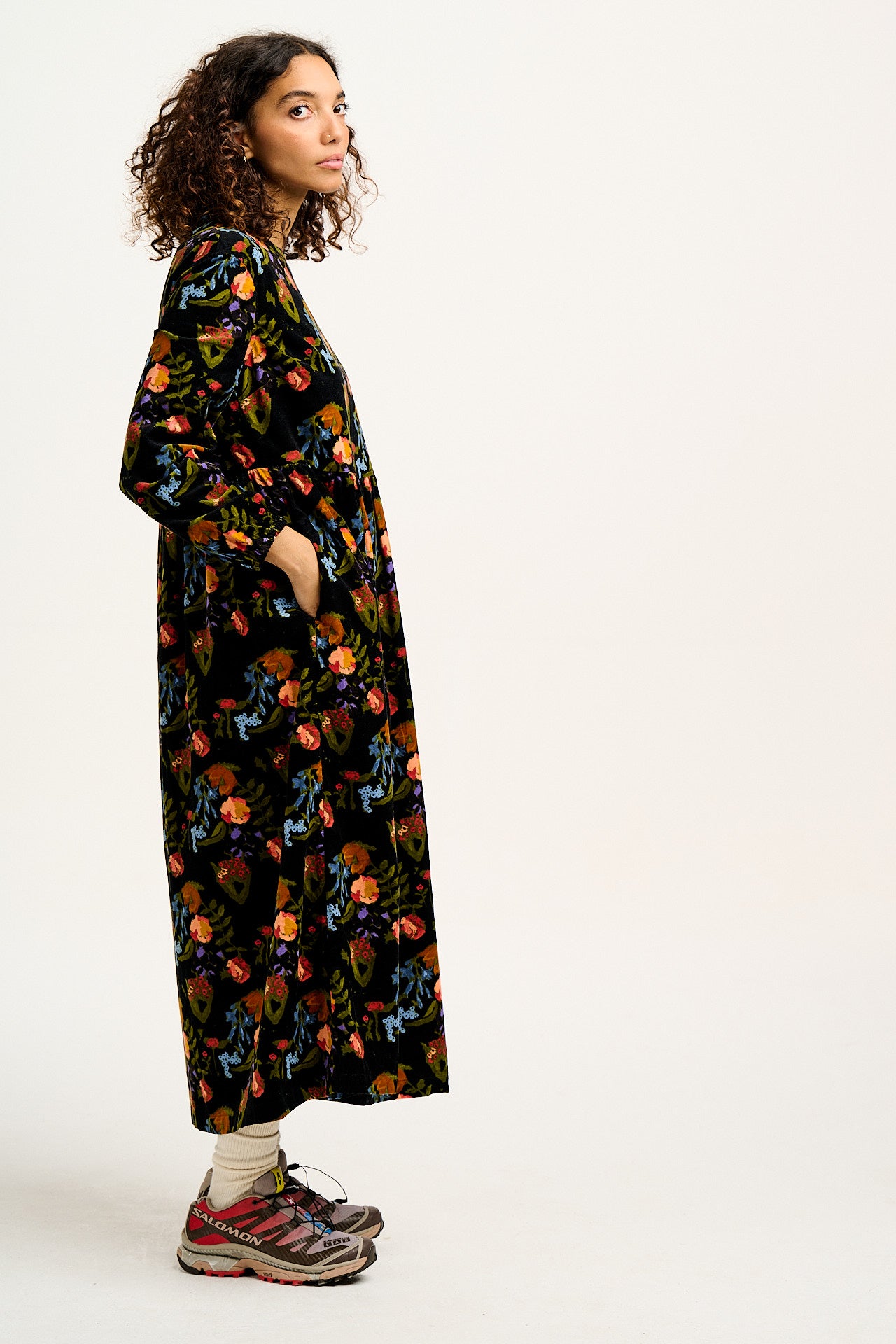 Maeve - Midi Dress in Black Wildflower Print