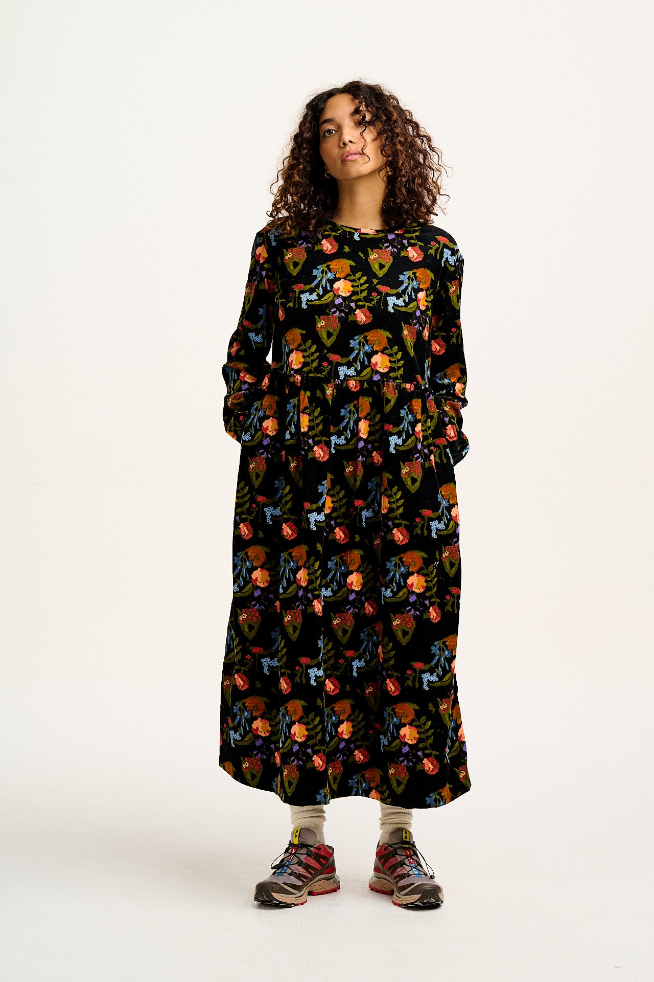 Maeve - Midi Dress in Black Wildflower Print