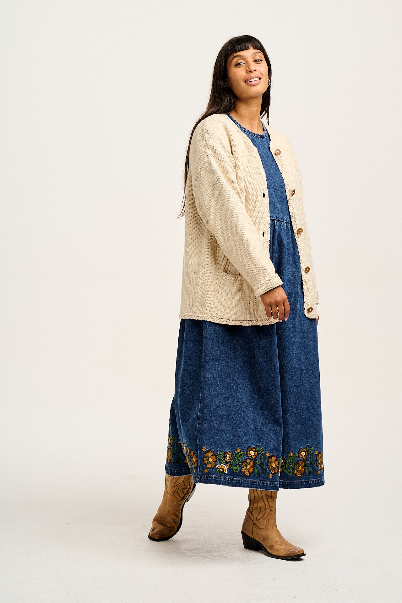 Maeve - Midi Dress in Denim With Myrtle Embroidery