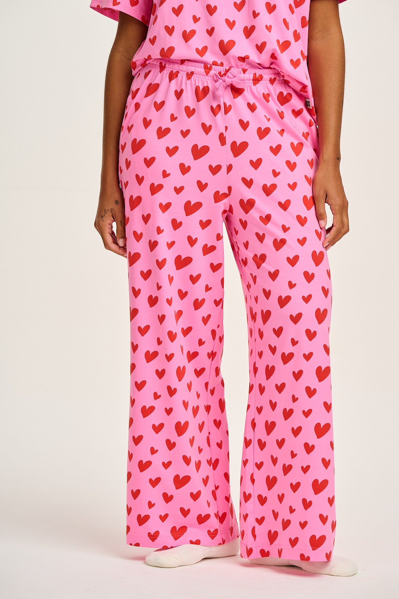 Sabrina - Soft Pyjamas in Pink Heart Cupid Print