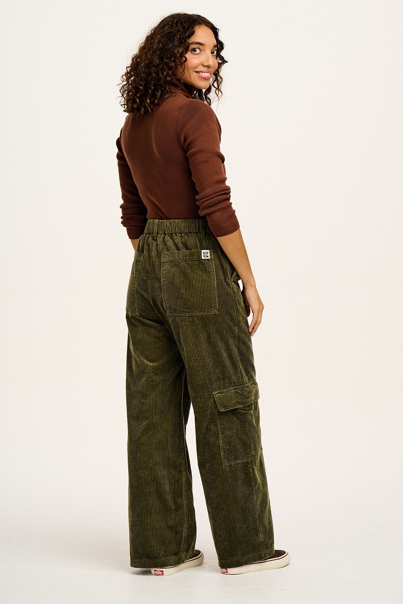 Phoenix - Corduroy Cargo Trousers in Ivy Green