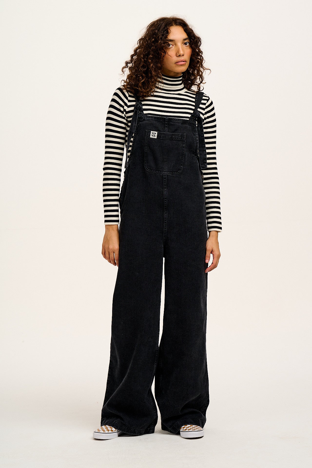 Ali - Slouchy Denim Dungarees in Washed Black