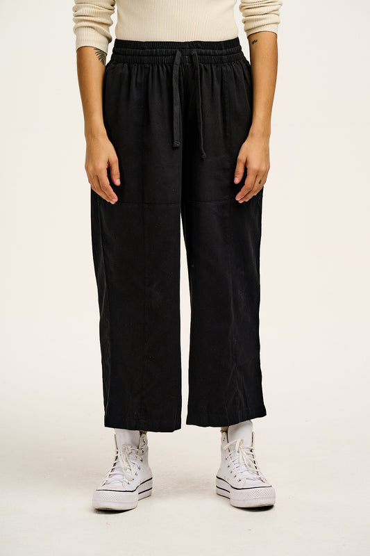 Chuck - Wide Leg Cotton Trousers in Black