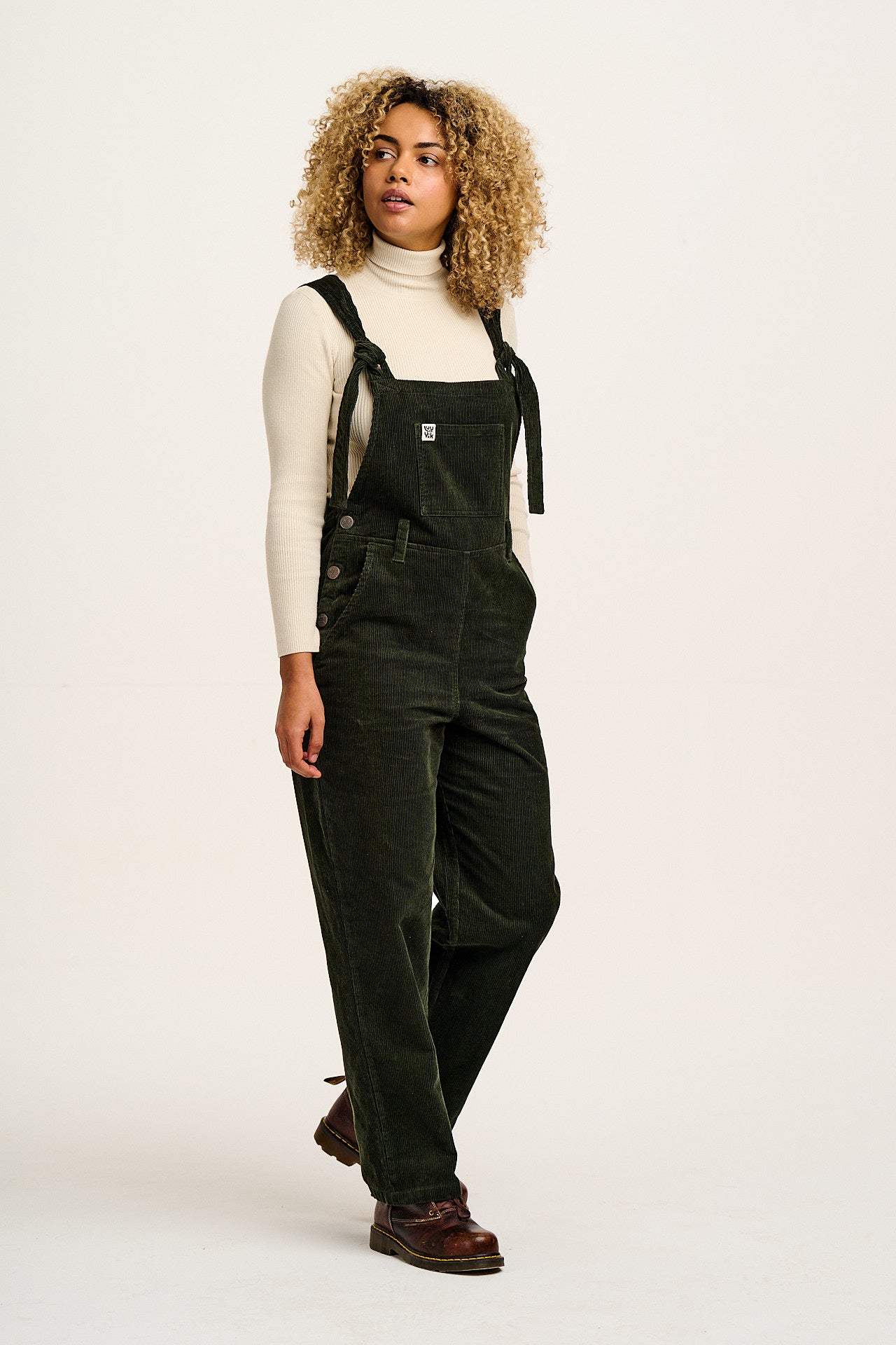 Easton - Corduroy Dungarees in Dark Olive Green