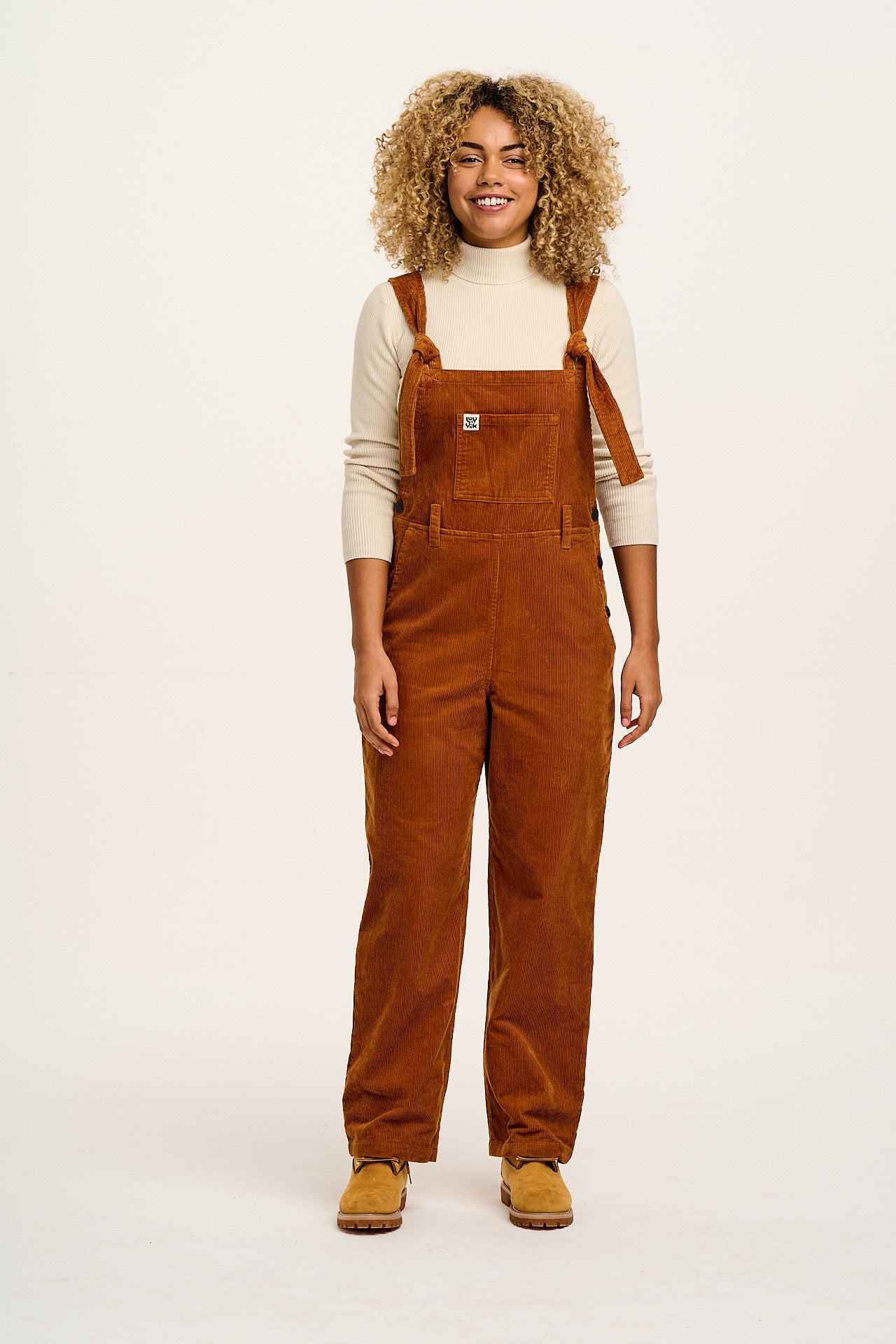 Easton - Corduroy Dungarees in Caramel Brown