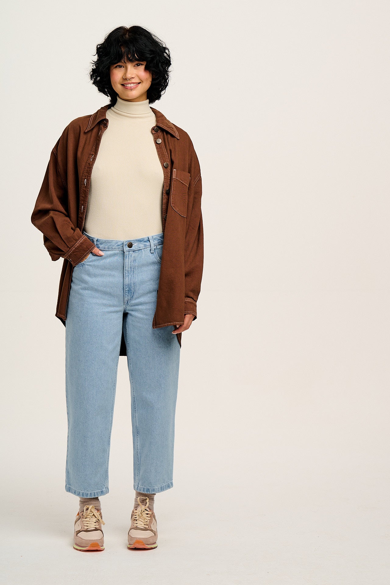 Sydney - Oversized Cotton Shirt in Chestnut Brown