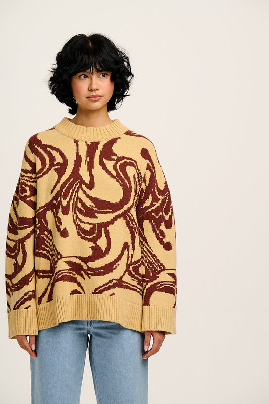 Amari - Oversized Knitted Jumper in Cream & Brown Swirl