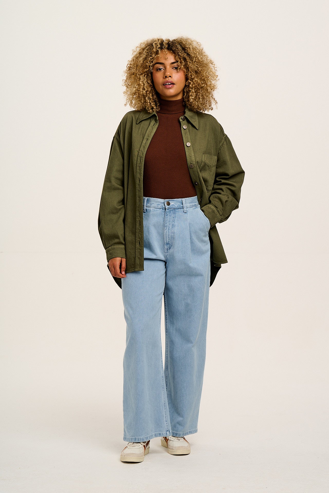 Sydney - Oversized Cotton Shirt in Khaki