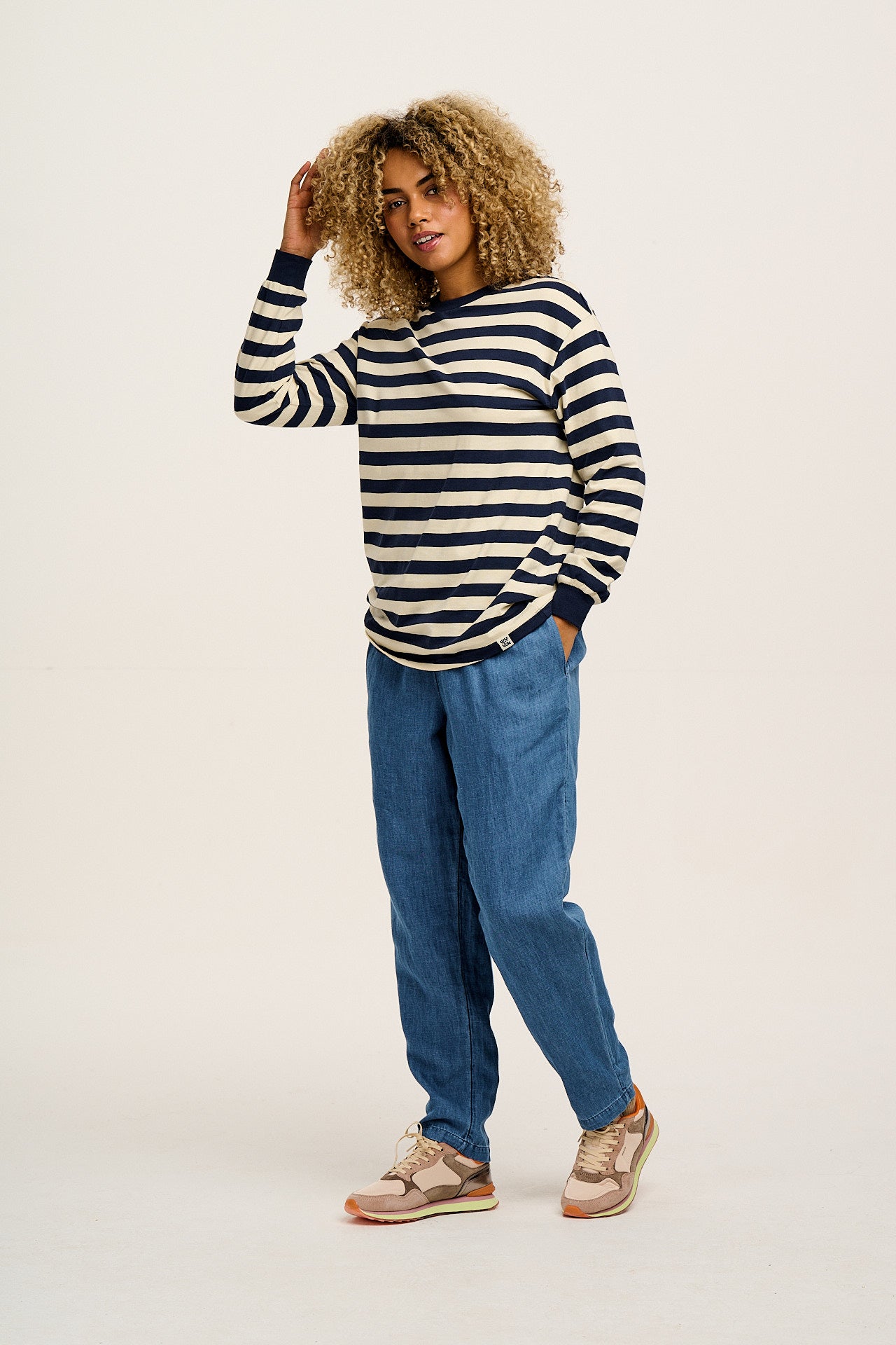 Kenny - Long Sleeve Skater Cotton Tee in Navy & Ecru Stripe