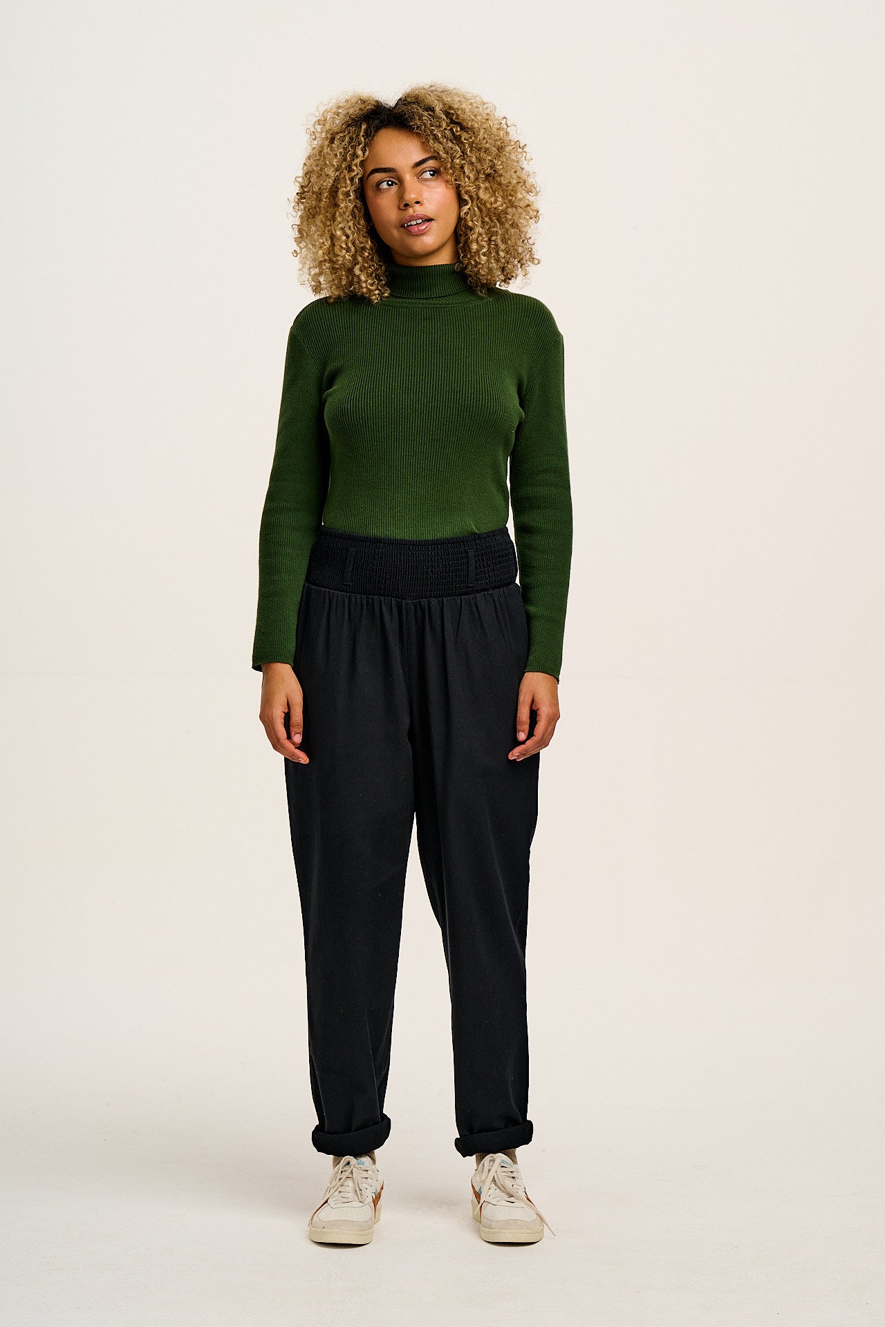 Alexa - Cotton Trousers in Black