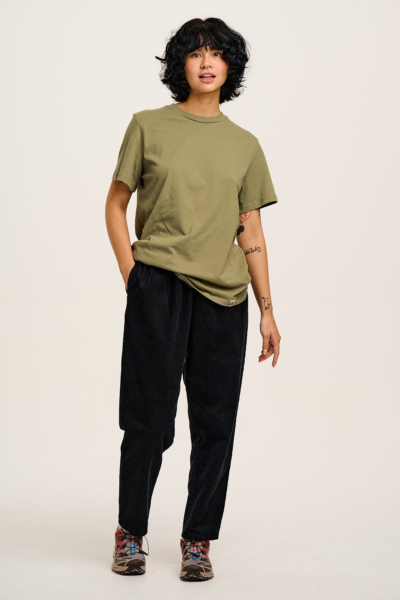 Billie - Corduroy Trousers in Black