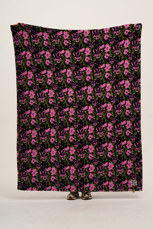 Braith - Borg Fleece Blanket in Wilderley Floral Print