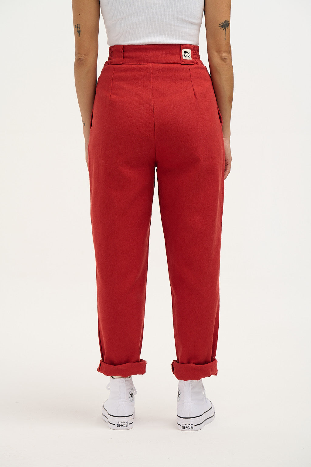 Addison - Tapered Twill Trousers in Bossanova Red